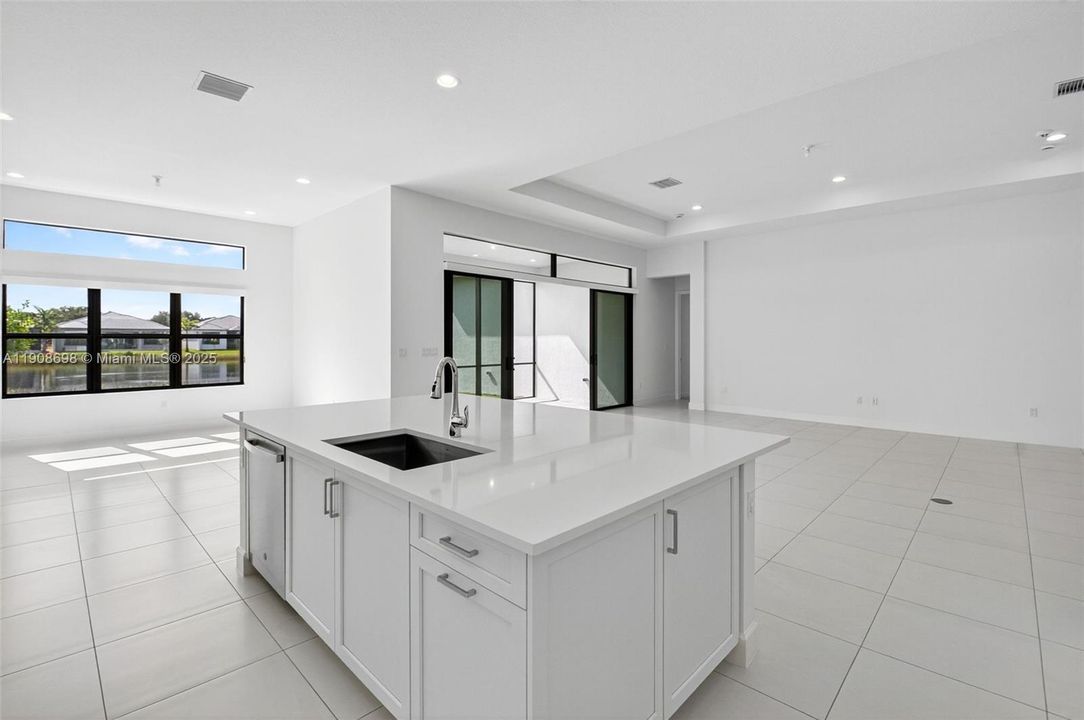 For Sale: $1,750,000 (3 beds, 3 baths, 3024 Square Feet)