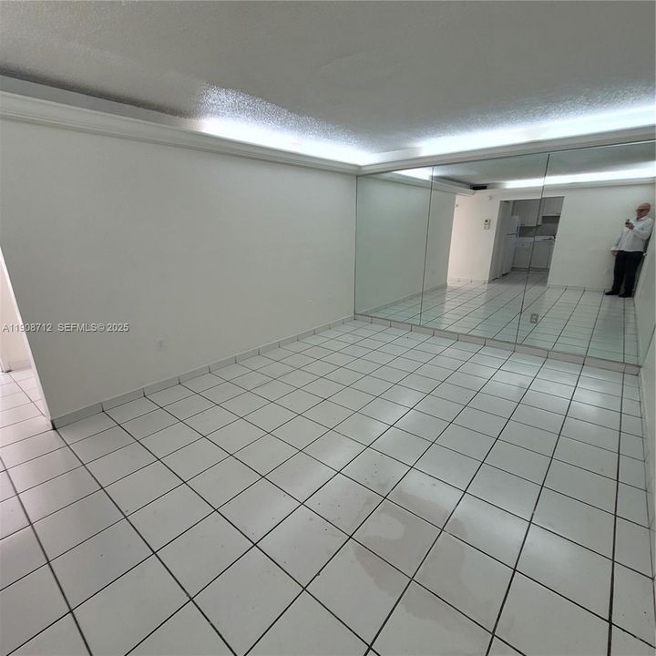 For Rent: $1,725 (2 beds, 2 baths, 790 Square Feet)