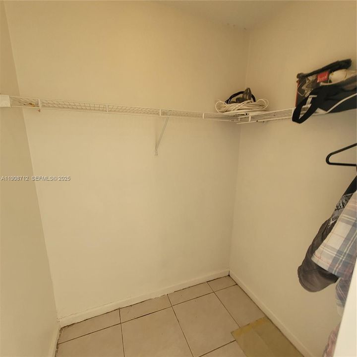 For Rent: $1,725 (2 beds, 2 baths, 790 Square Feet)