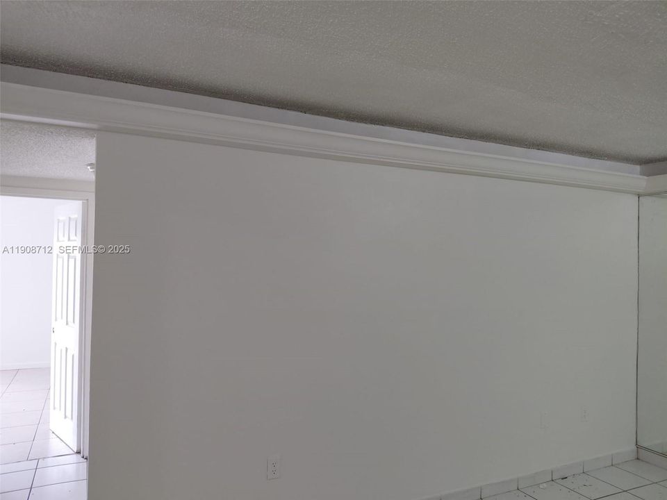 For Rent: $1,725 (2 beds, 2 baths, 790 Square Feet)