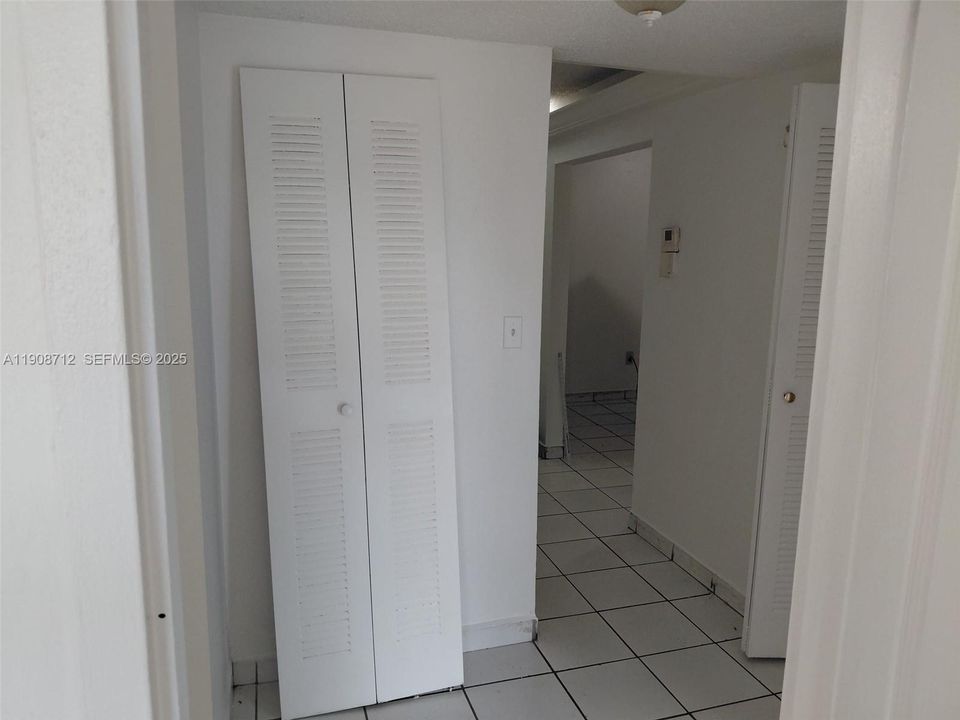 For Rent: $1,725 (2 beds, 2 baths, 790 Square Feet)