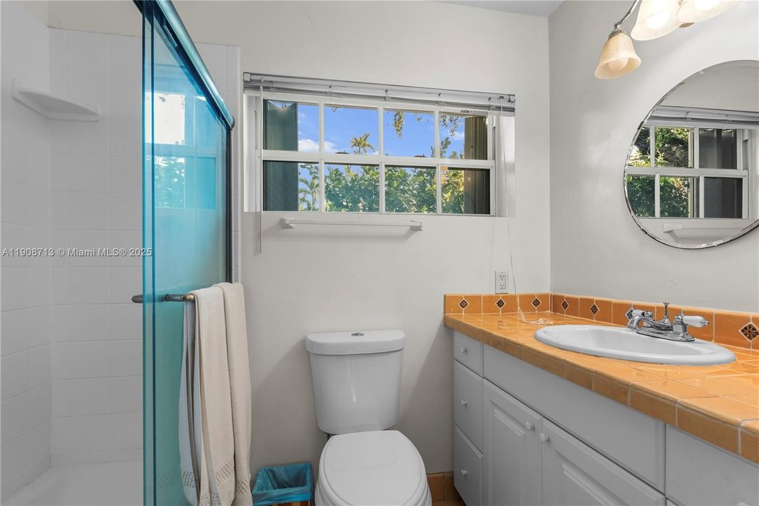 待售: $1,450,000 (4 贝兹, 3 浴室, 2192 平方英尺)