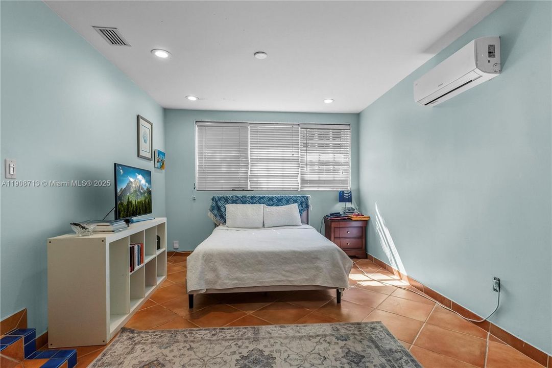 待售: $1,450,000 (4 贝兹, 3 浴室, 2192 平方英尺)