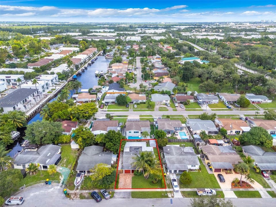 Под контрактом: $500,000 (3 спален, 2 ванн, 1313 Квадратных фут)