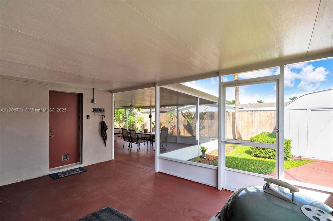 Под контрактом: $500,000 (3 спален, 2 ванн, 1313 Квадратных фут)