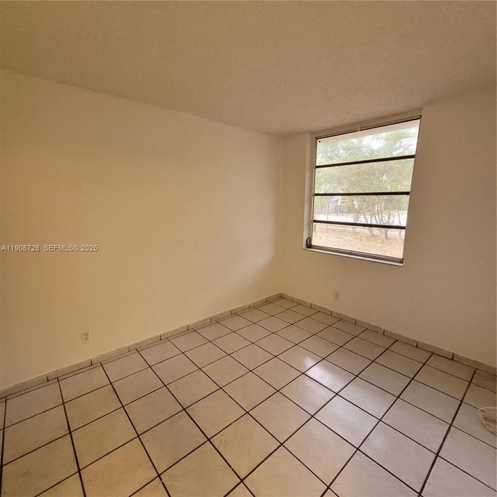 В аренду: $1,995 (2 спален, 2 ванн, 832 Квадратных фут)