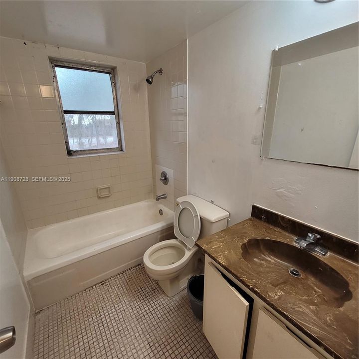 В аренду: $1,995 (2 спален, 2 ванн, 832 Квадратных фут)