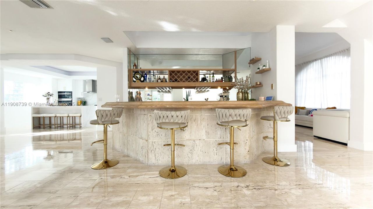 For Sale: $1,200,000 (5 beds, 3 baths, 4042 Square Feet)