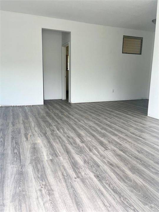 Activo con contrato: $1,495 (1 camas, 1 baños, 702 Pies cuadrados)