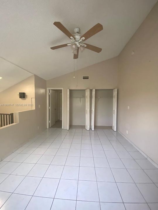 For Rent: $1,825 (2 beds, 1 baths, 1008 Square Feet)