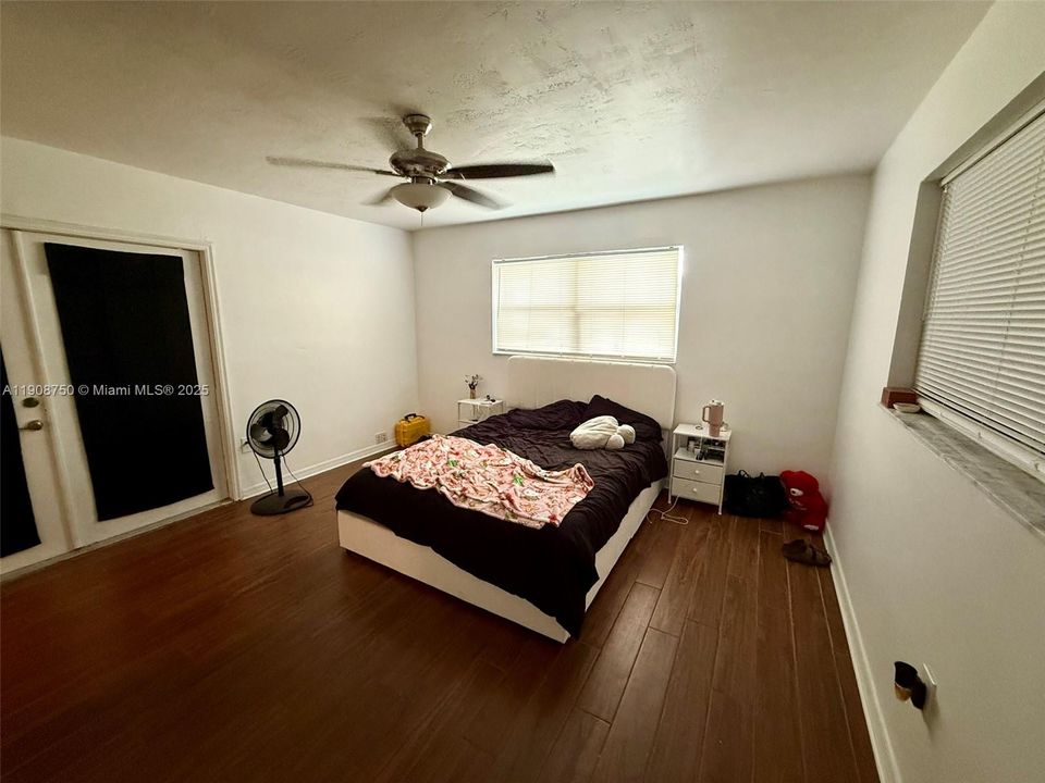 待售: $719,000 (3 贝兹, 2 浴室, 1344 平方英尺)