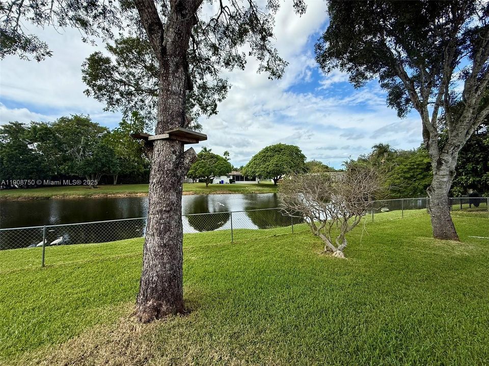 待售: $719,000 (3 贝兹, 2 浴室, 1344 平方英尺)