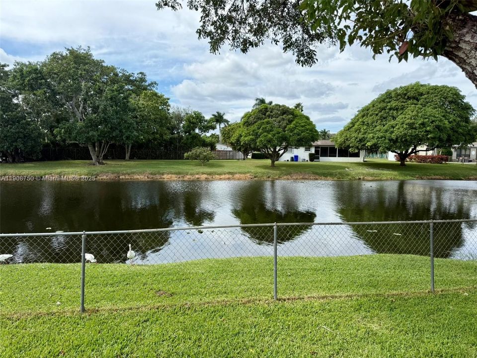 待售: $719,000 (3 贝兹, 2 浴室, 1344 平方英尺)