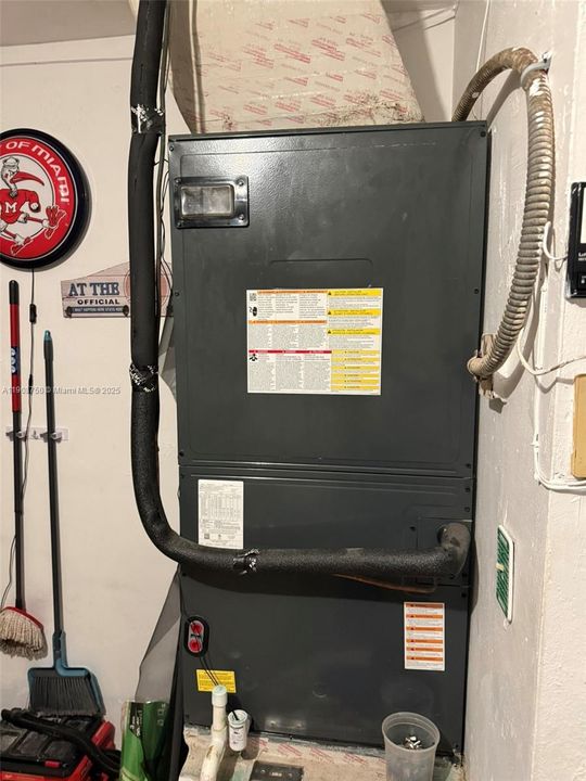 待售: $719,000 (3 贝兹, 2 浴室, 1344 平方英尺)