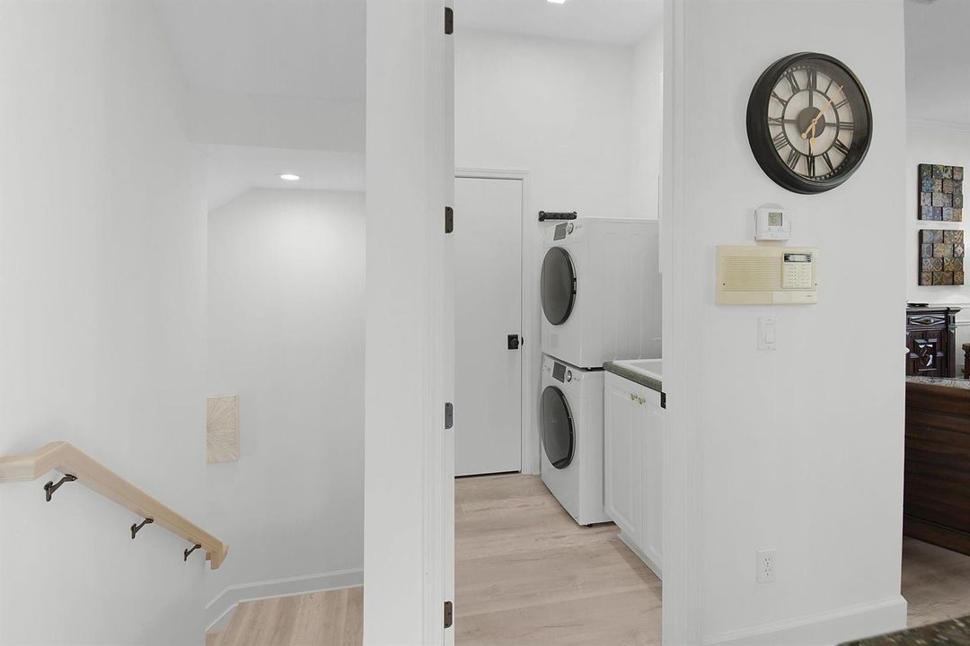 Laundry room on 2nd floor