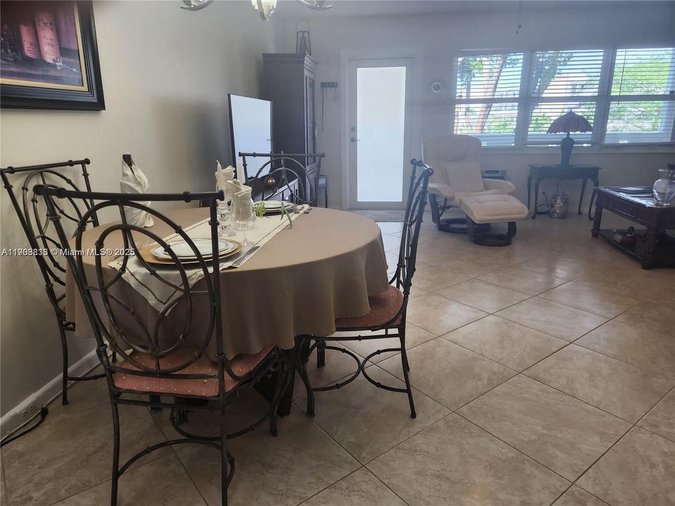 En Venta: $159,000 (1 camas, 1 baños, 700 Pies cuadrados)