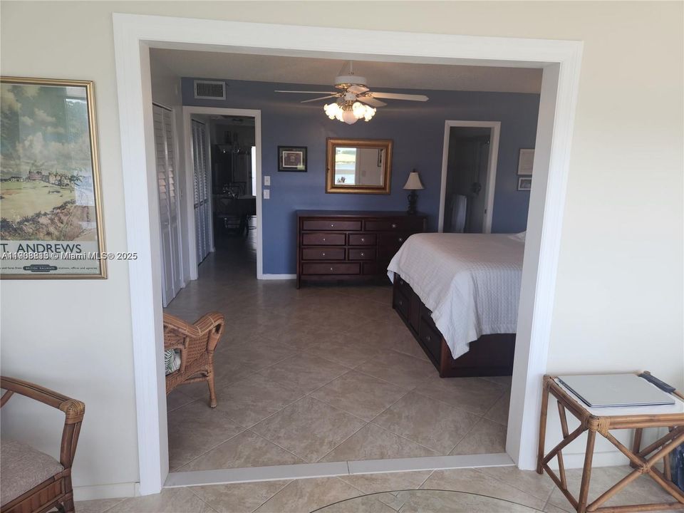 En Venta: $159,000 (1 camas, 1 baños, 700 Pies cuadrados)