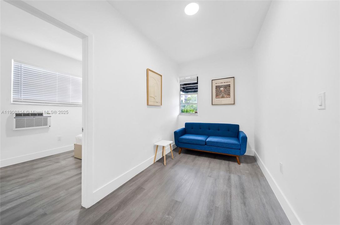 Recientemente alquilado: $2,000 (2 camas, 1 baños, 10700 Pies cuadrados)