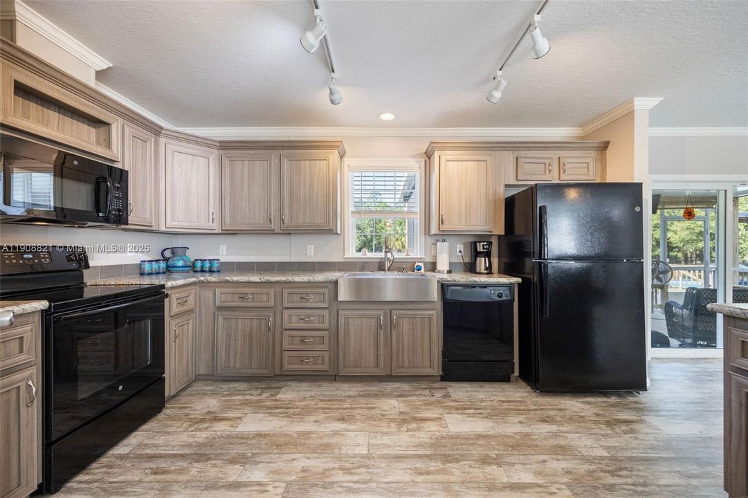 Recently Sold: $399,900 (3 beds, 2 baths, 0 Square Feet)