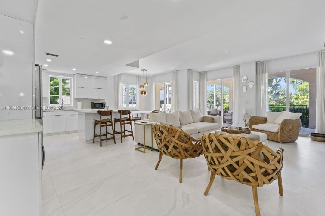 For Rent: $26,000 (2 beds, 2 baths, 1429 Square Feet)