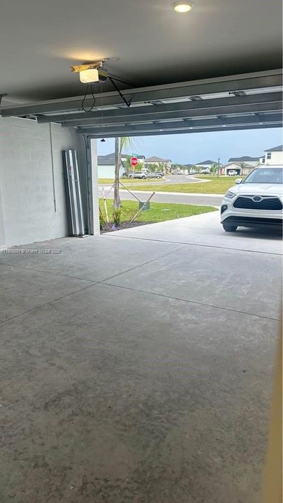 最近租的: $2,400 (4 贝兹, 3 浴室, 0 平方英尺)