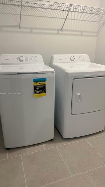 最近租的: $2,400 (4 贝兹, 3 浴室, 0 平方英尺)