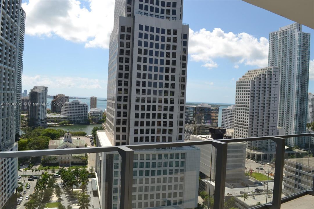 Active With Contract: $6,000 (2 beds, 2 baths, 1370 Square Feet)