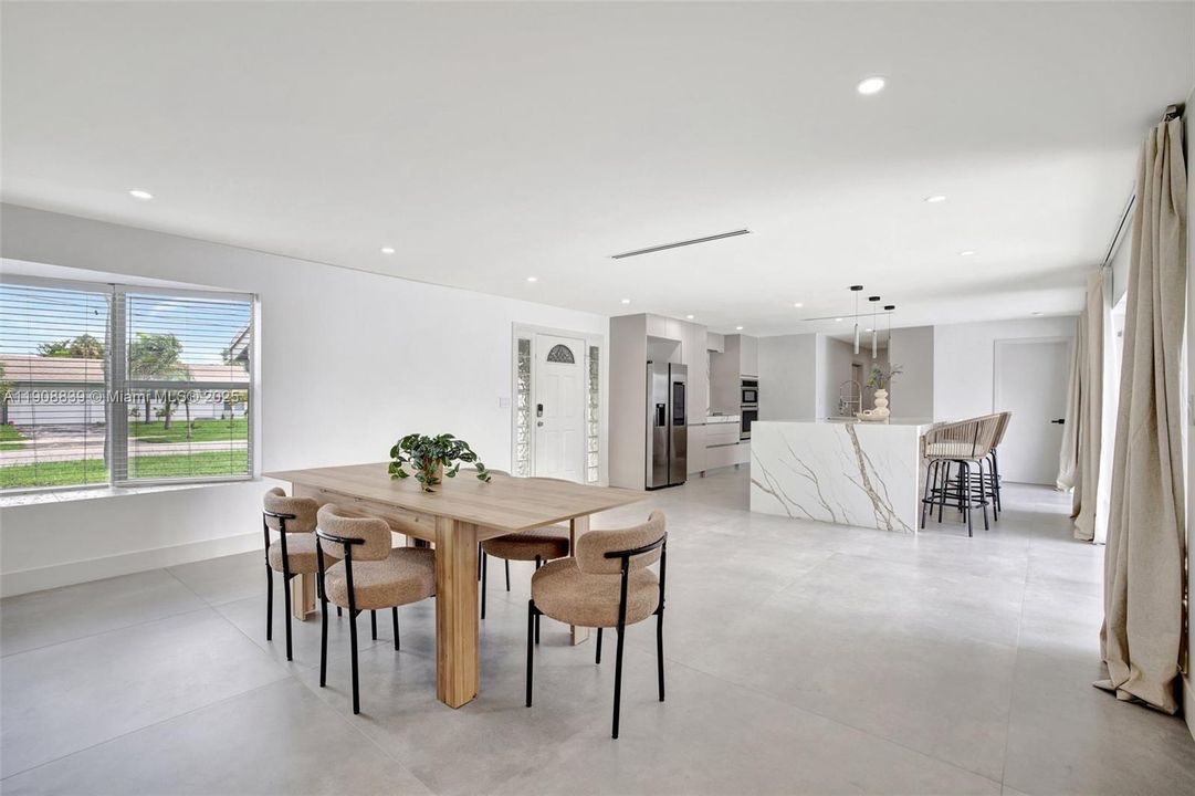 На продажу: $1,275,000 (3 спален, 3 ванн, 2048 Квадратных фут)