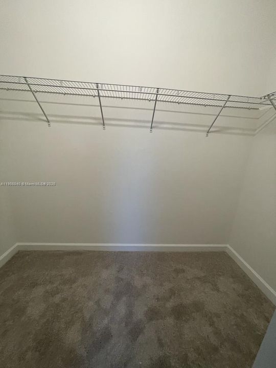 For Sale: $450,000 (3 beds, 2 baths, 1612 Square Feet)