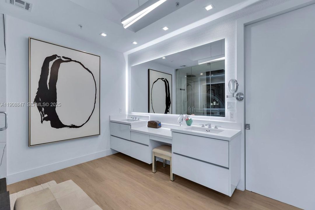 На продажу: $5,290,000 (4 спален, 4 ванн, 3832 Квадратных фут)