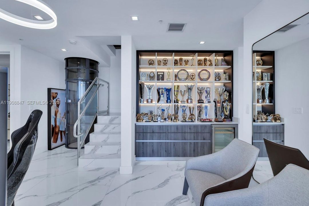 На продажу: $5,290,000 (4 спален, 4 ванн, 3832 Квадратных фут)