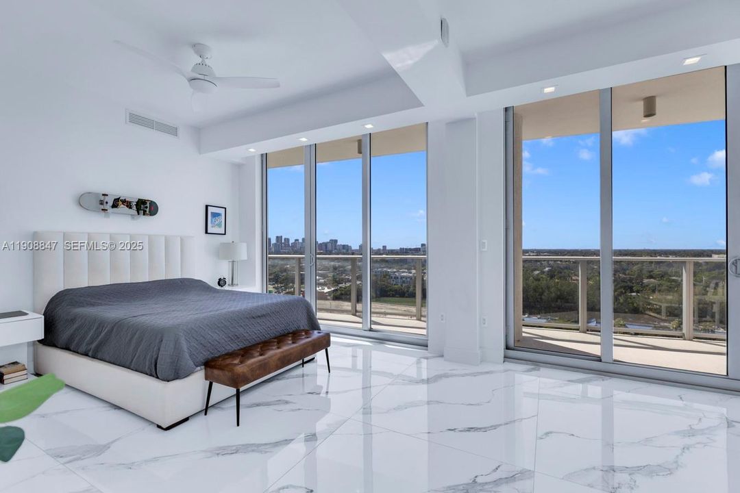 На продажу: $5,290,000 (4 спален, 4 ванн, 3832 Квадратных фут)