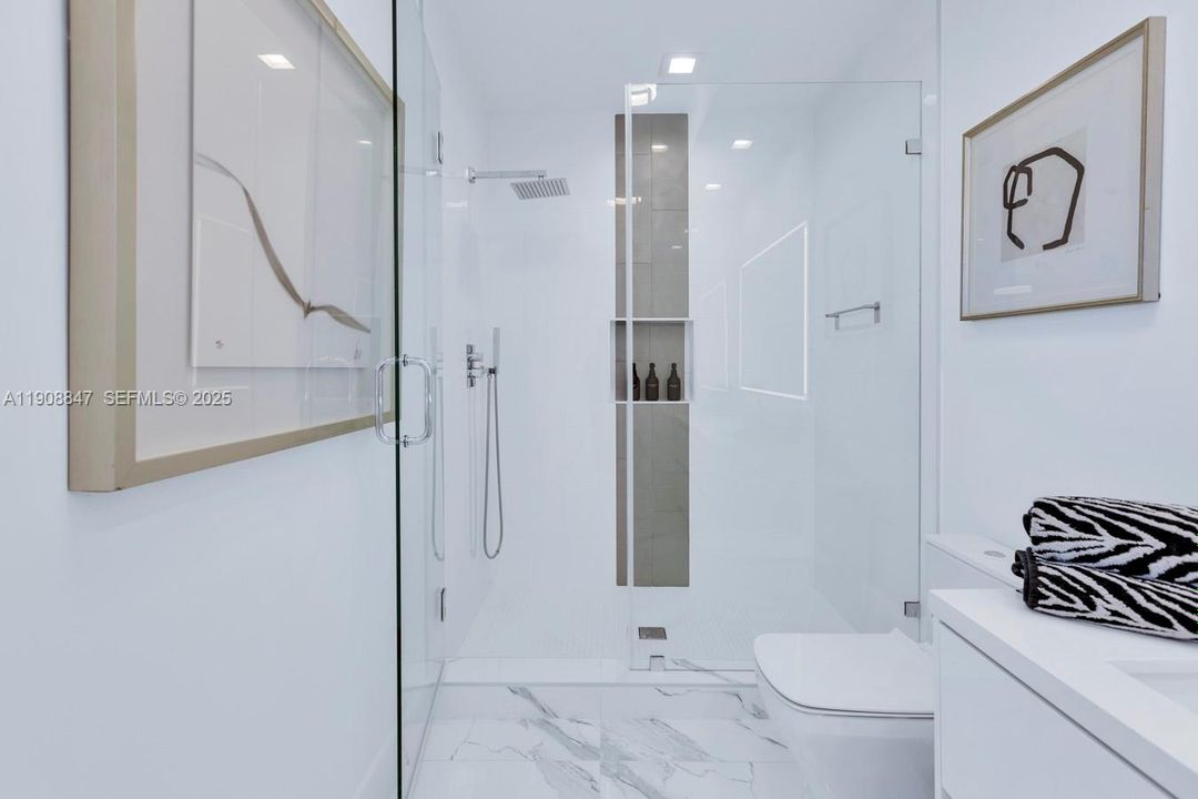 На продажу: $5,290,000 (4 спален, 4 ванн, 3832 Квадратных фут)