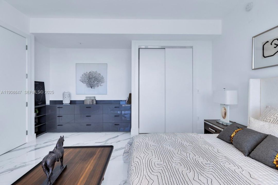 На продажу: $5,290,000 (4 спален, 4 ванн, 3832 Квадратных фут)