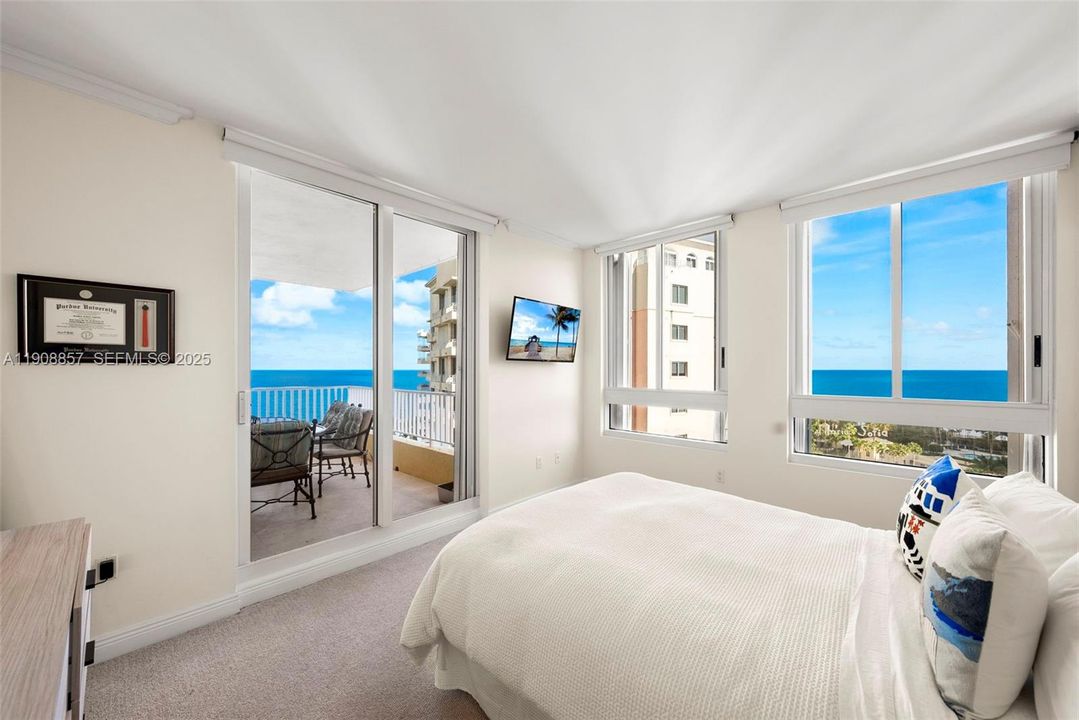 出租: $22,000 (4 贝兹, 4 浴室, 2780 平方英尺)