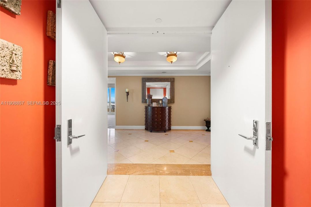 出租: $22,000 (4 贝兹, 4 浴室, 2780 平方英尺)