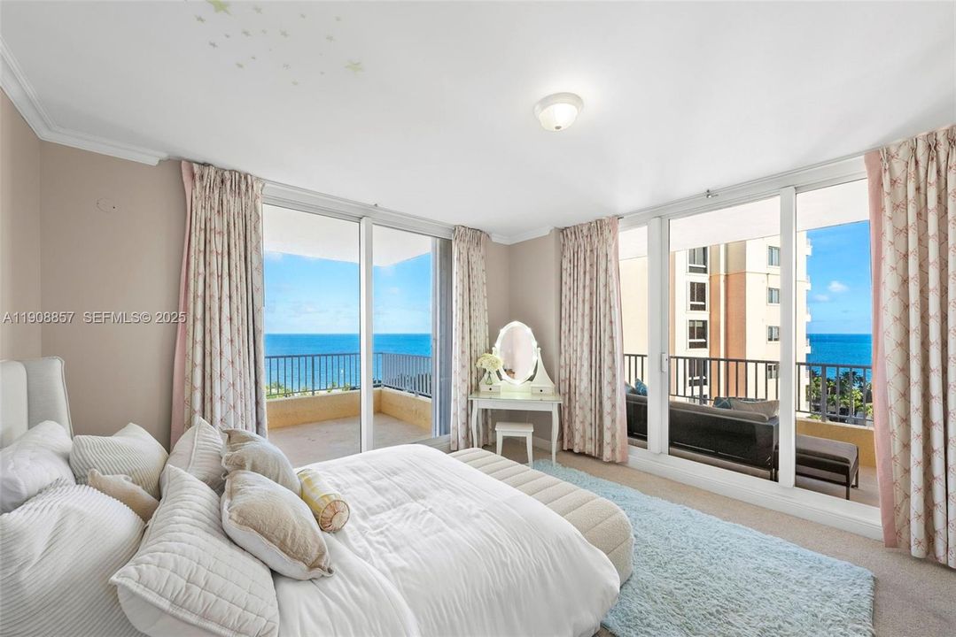 出租: $22,000 (4 贝兹, 4 浴室, 2780 平方英尺)