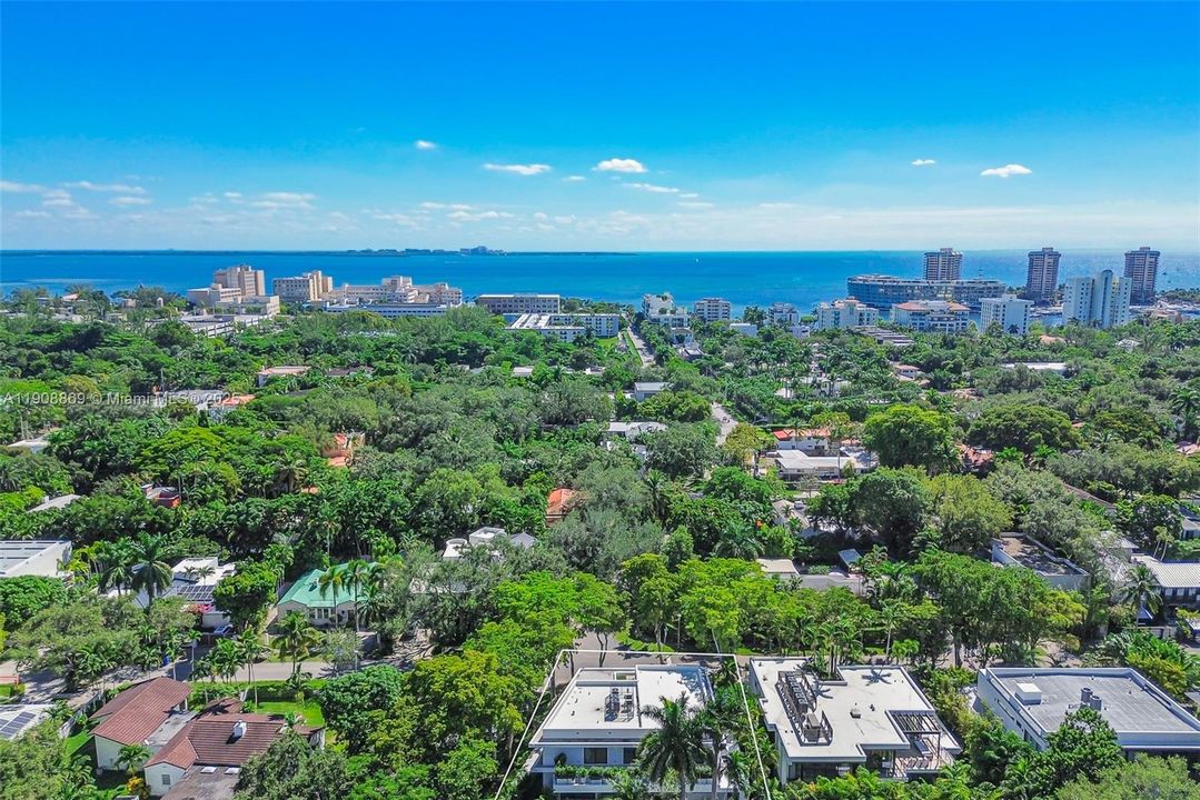 For Sale: $8,495,000 (6 beds, 6 baths, 6281 Square Feet)