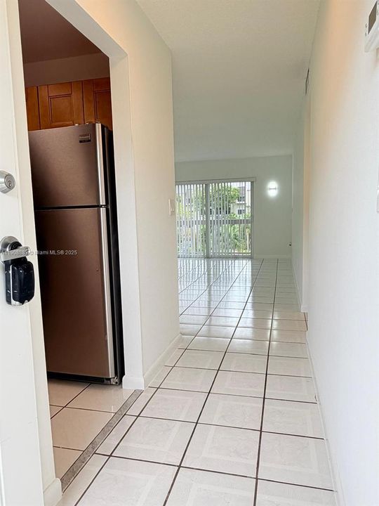 Недавно арендовано: $1,990 (2 спален, 1 ванн, 804 Квадратных фут)