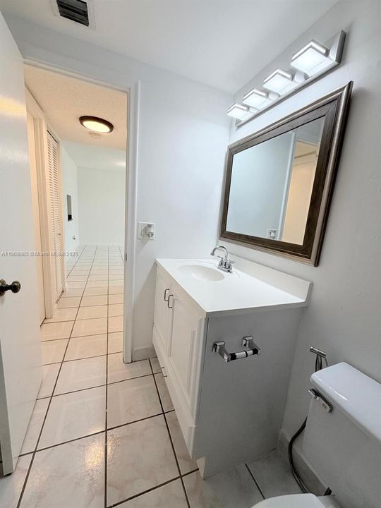 Недавно арендовано: $1,990 (2 спален, 1 ванн, 804 Квадратных фут)