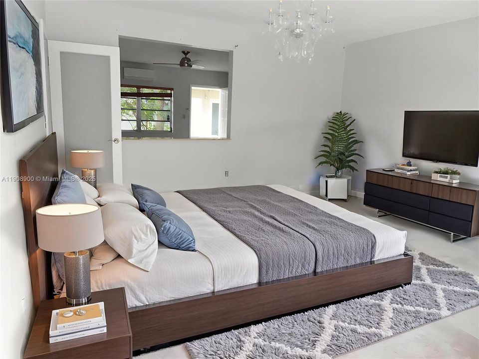 For Sale: $375,000 (1 beds, 1 baths, 600 Square Feet)