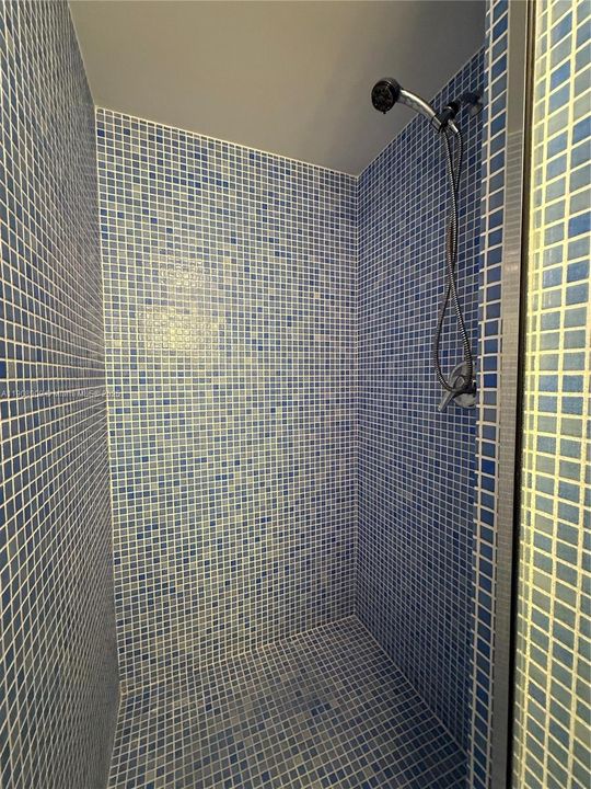 В аренду: $3,875 (1 спален, 1 ванн, 929 Квадратных фут)