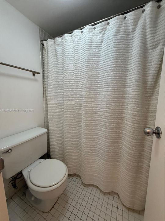 В аренду: $3,875 (1 спален, 1 ванн, 929 Квадратных фут)