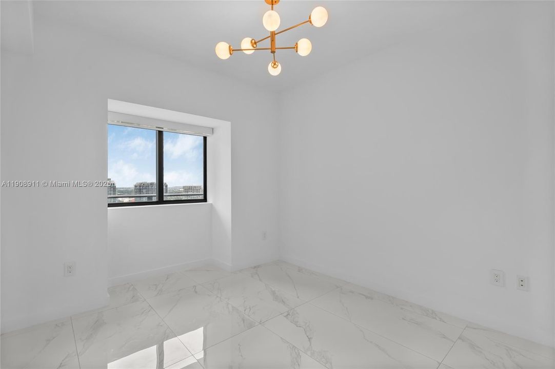 待售: $1,188,500 (2 贝兹, 2 浴室, 1088 平方英尺)