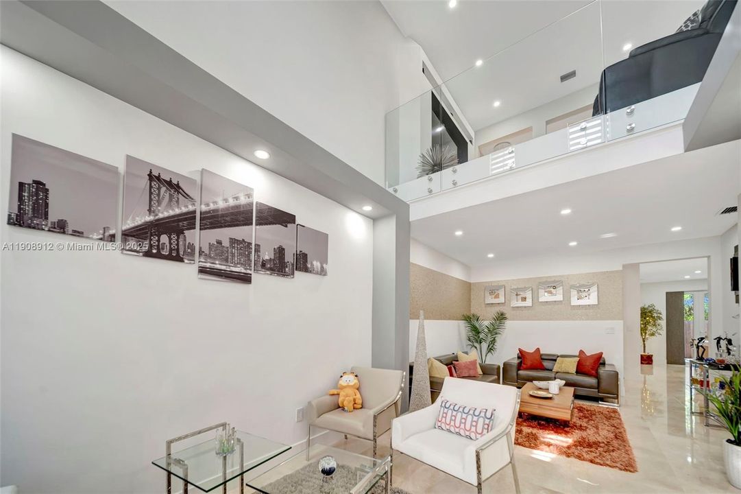 For Sale: $749,000 (3 beds, 3 baths, 2008 Square Feet)