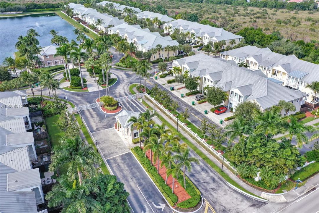 For Sale: $749,000 (3 beds, 3 baths, 2008 Square Feet)