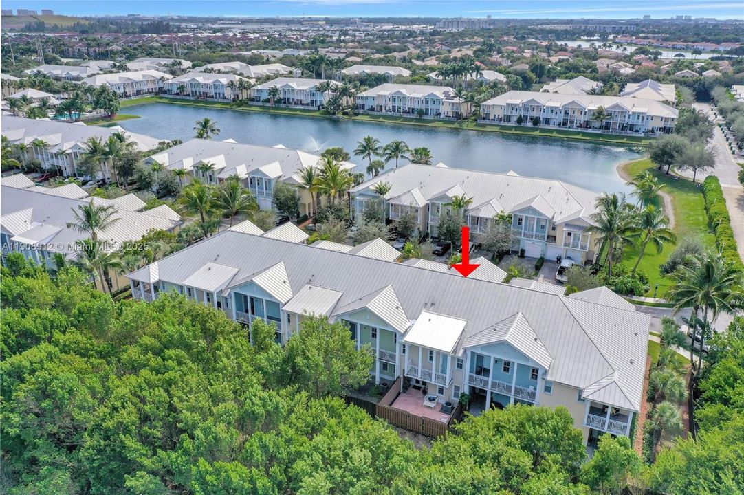 For Sale: $749,000 (3 beds, 3 baths, 2008 Square Feet)