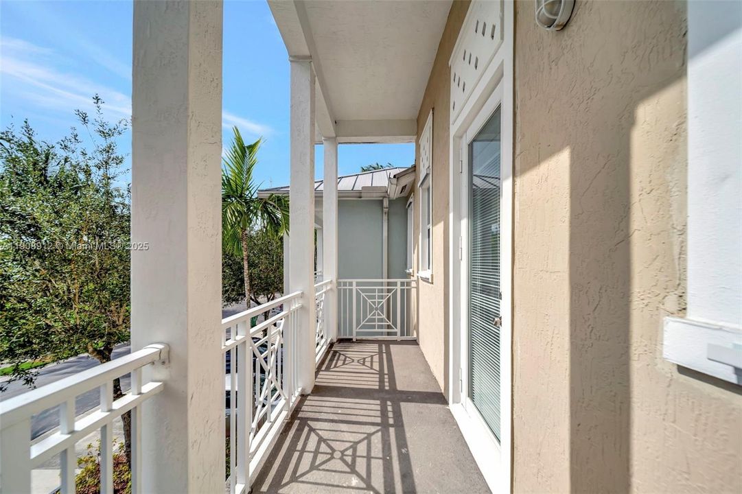 For Sale: $749,000 (3 beds, 3 baths, 2008 Square Feet)