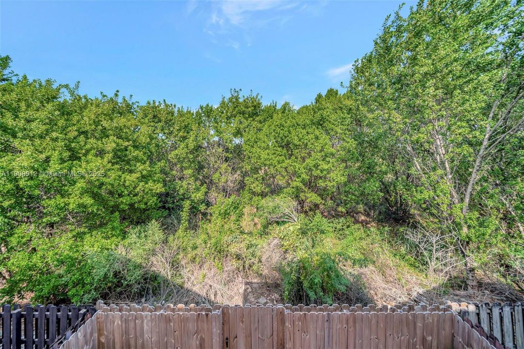 For Sale: $749,000 (3 beds, 3 baths, 2008 Square Feet)