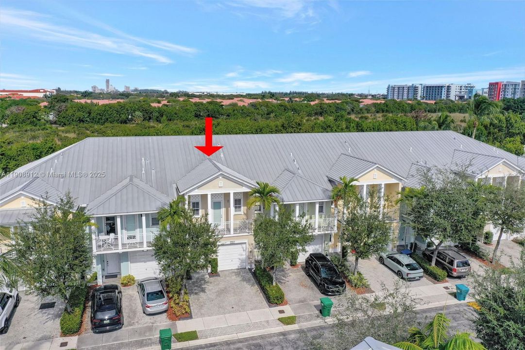 For Sale: $749,000 (3 beds, 3 baths, 2008 Square Feet)